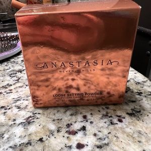 Nib Anastasia loose setting powder